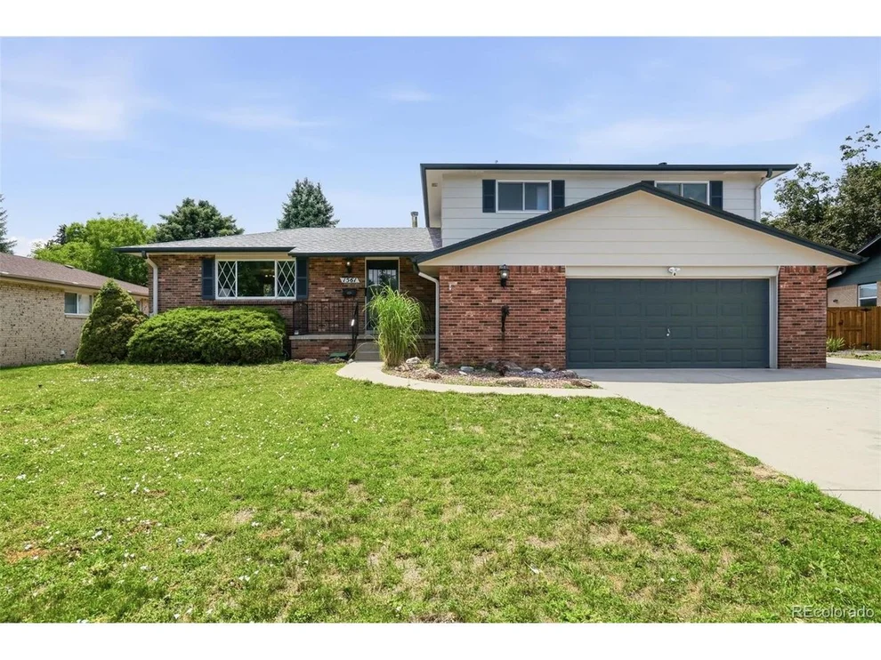 Unit for sale at 1561 S Kendall St, Lakewood, CO 80232