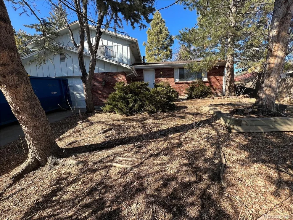 Unit for sale at 10025 W Iowa Ave, Lakewood, CO 80232