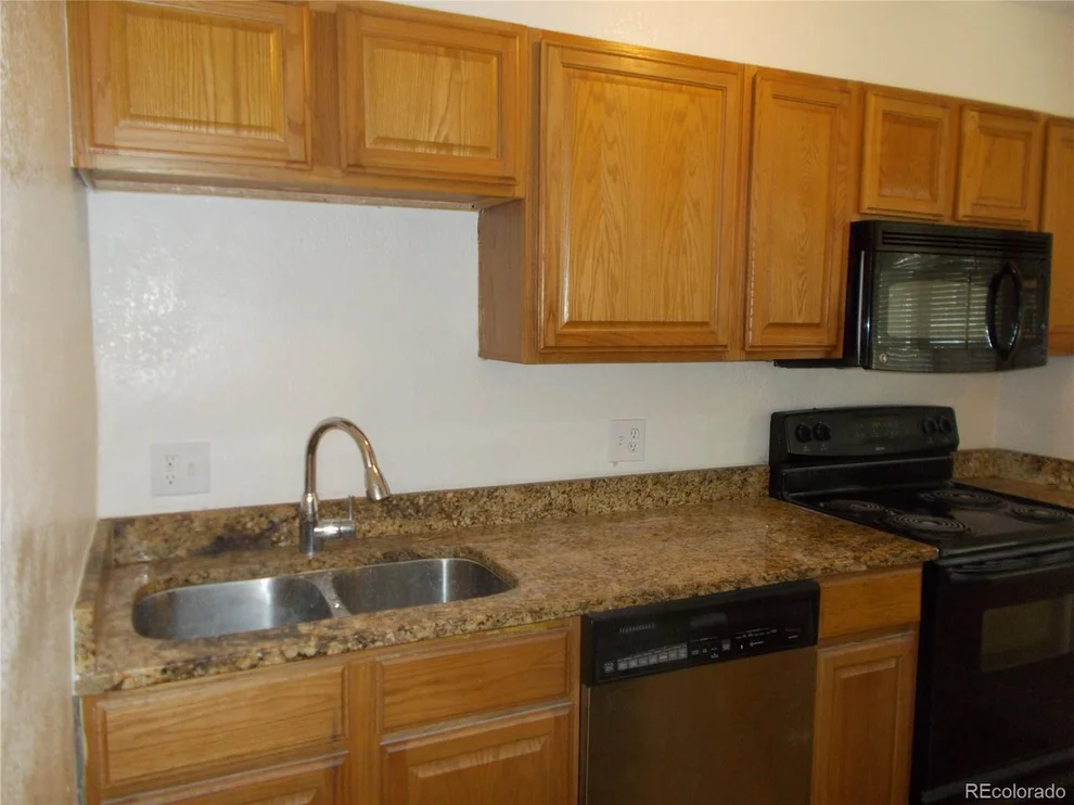 Unit for sale at 12128 E Kepner Pl, Aurora, CO 80012