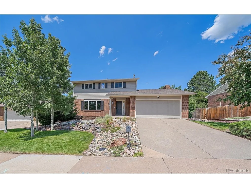 Unit for sale at 2566 S Joliet Ct, Aurora, CO 80014