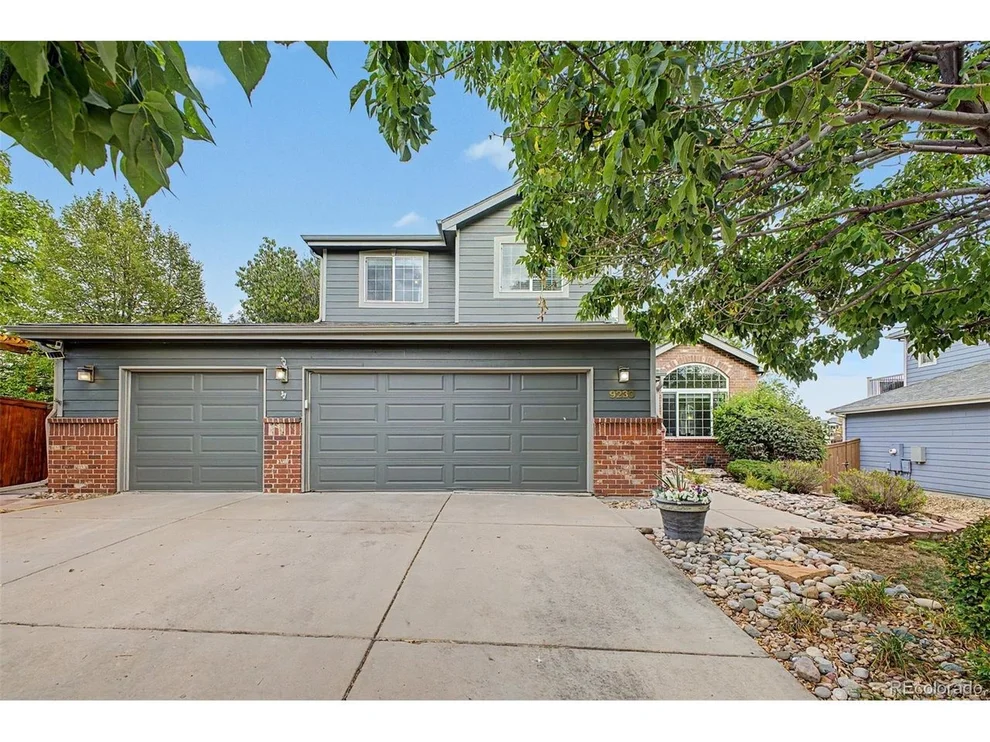 Unit for sale at 9230 Lark Sparrow Dr, Highlands Ranch, CO 80126