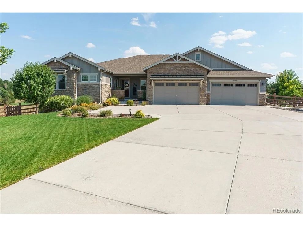 Unit for sale at 25852 E Clifton Pl, Aurora, CO 80016
