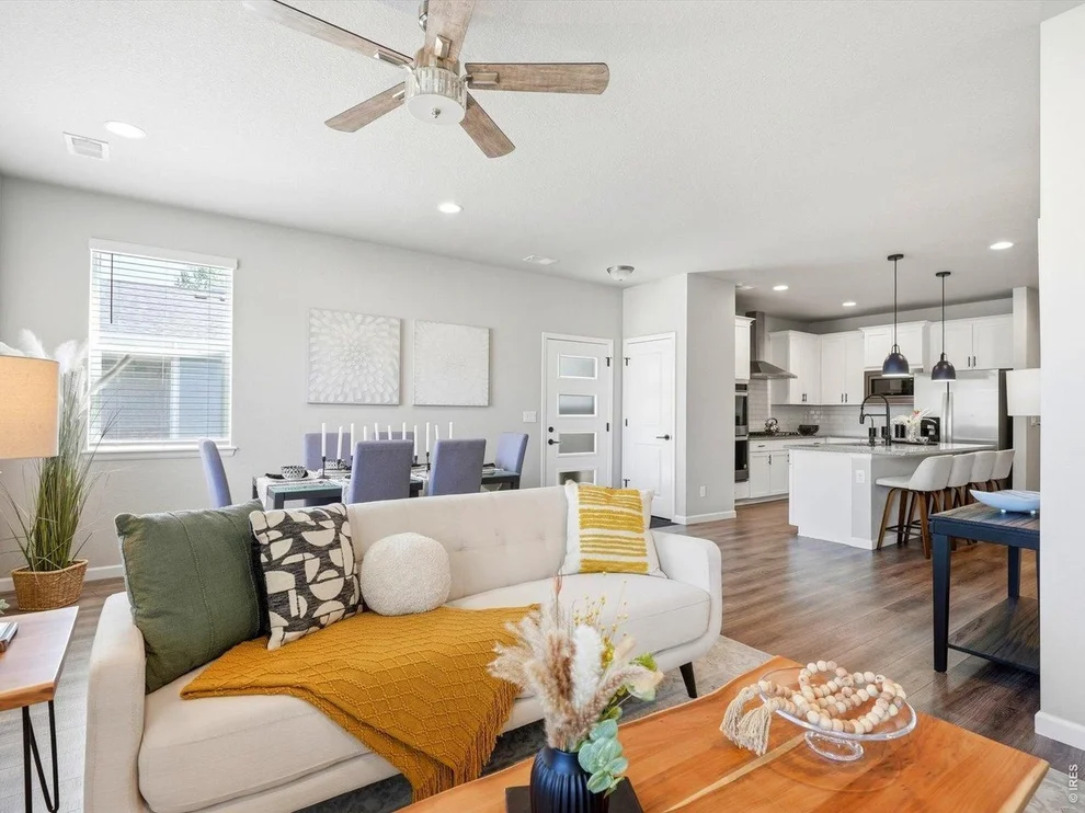 Unit for sale at 683 Stonebridge Dr, Longmont, CO 80503