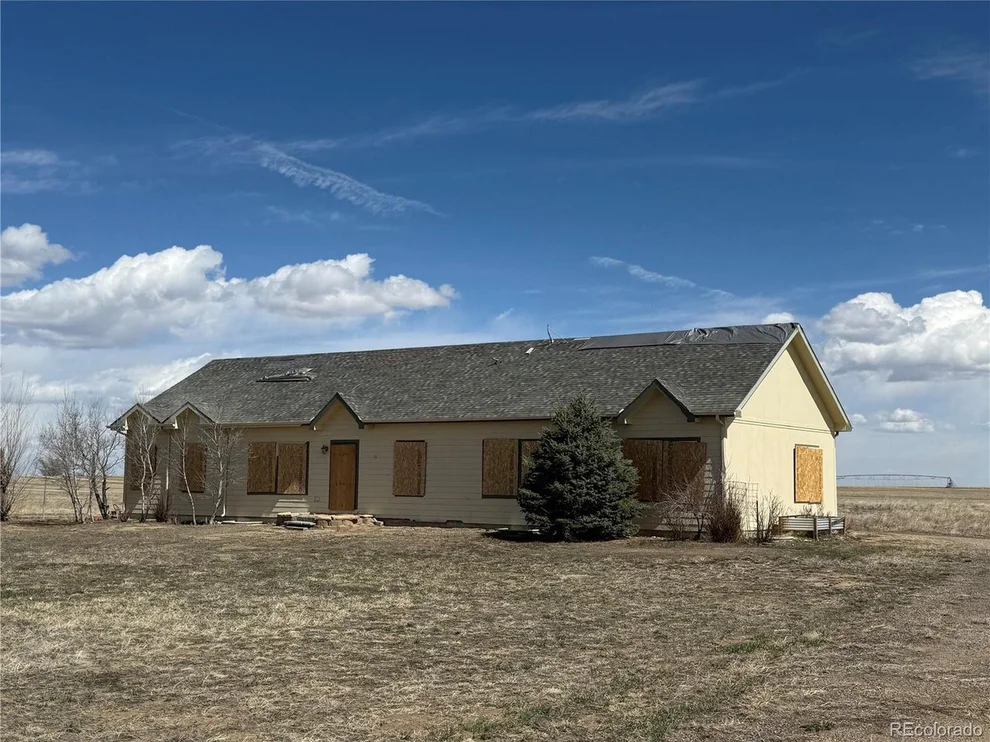 Unit for sale at 5500 Dacono Ct, Byers, CO 80103