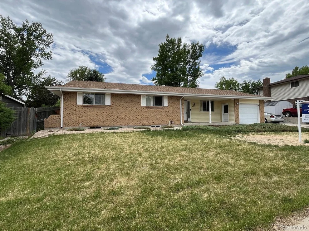 Unit for sale at 8622 W Warren Ln, Lakewood, CO 80227
