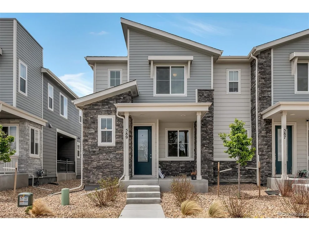 Unit for sale at 589 S Richfield St, Aurora, CO 80017