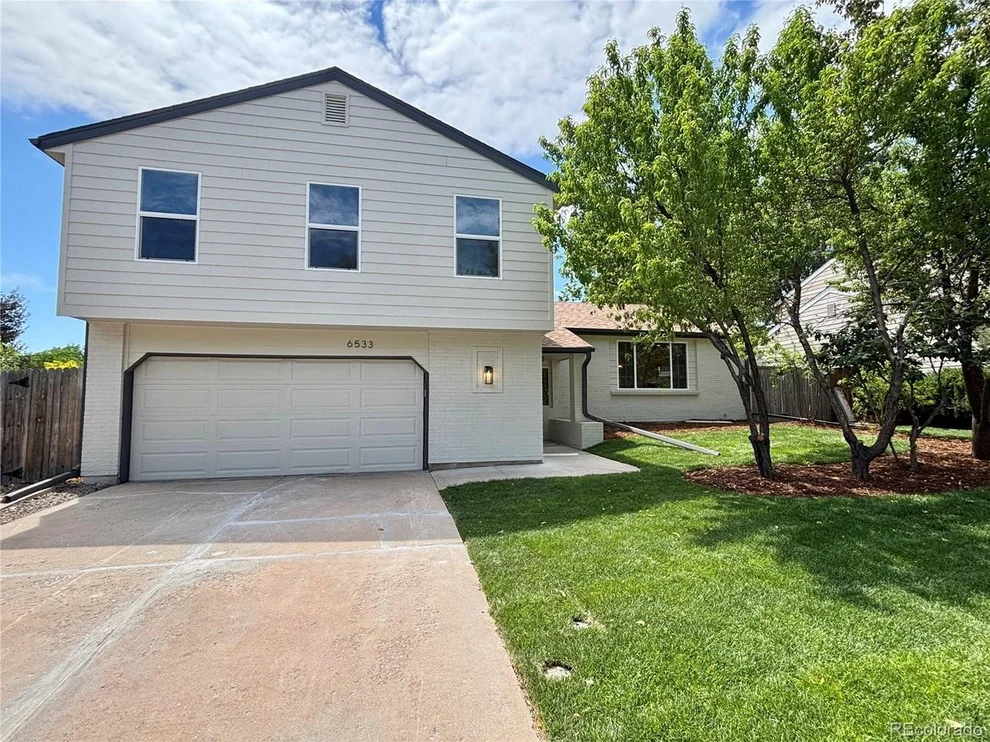 Unit for sale at 6533 S Yarrow Way, Littleton, CO 80123