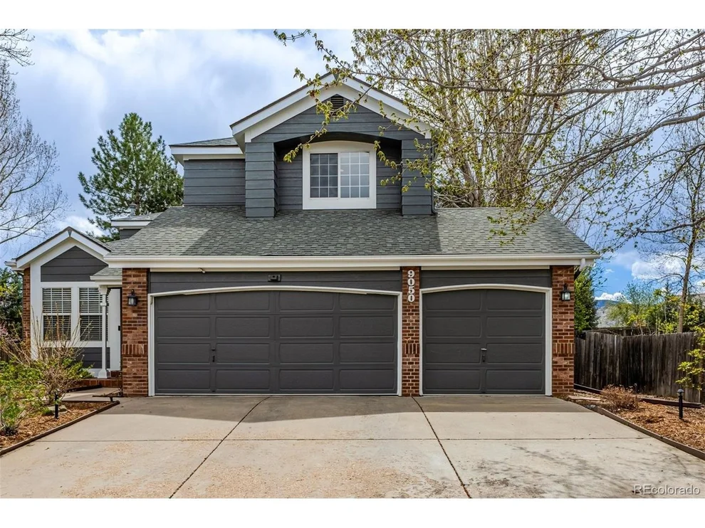 Unit for sale at 9050 W San Juan Dr, Littleton, CO 80128