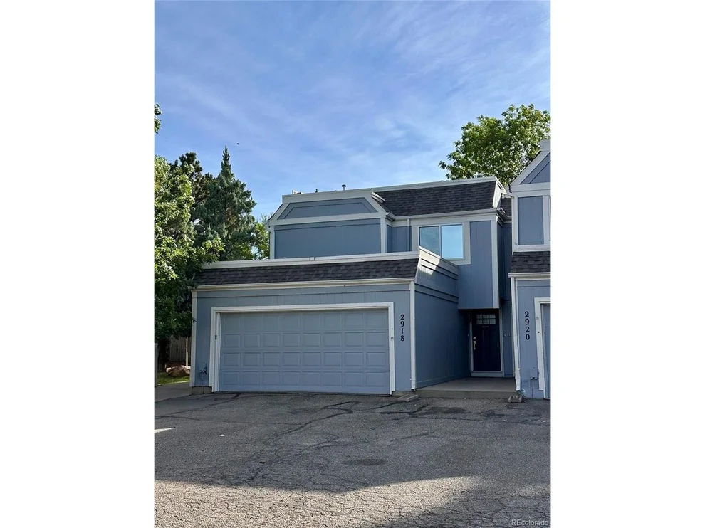 Unit for sale at 2918 S Parker Ct, Aurora, CO 80014