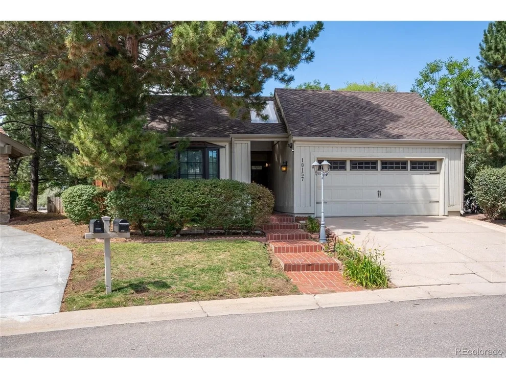 Unit for sale at 10157 E Fair Cir, Englewood, CO 80111