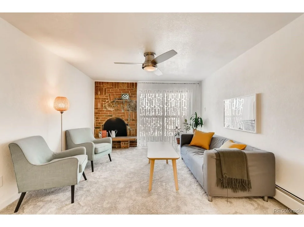 Unit for sale at 1302 S Parker Rd, Denver, CO 80231