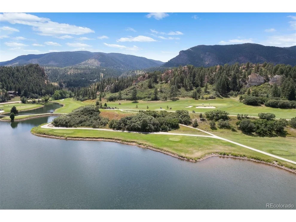 Unit for sale at 5422 Country Club Dr, Larkspur, CO 80118