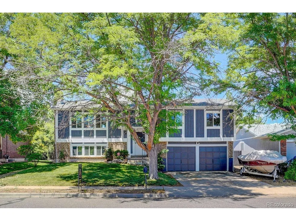 Unit for sale at 14965 E Mexico Dr, Aurora, CO 80012
