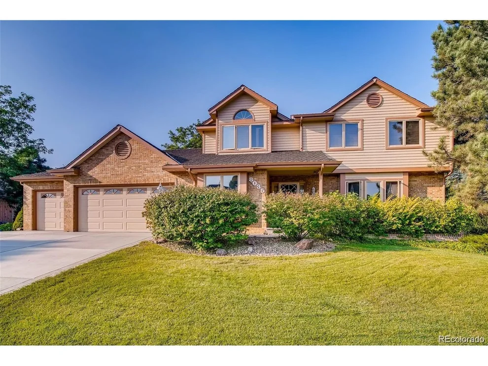 Unit for sale at 8035 S Clayton Cir, Centennial, CO 80122