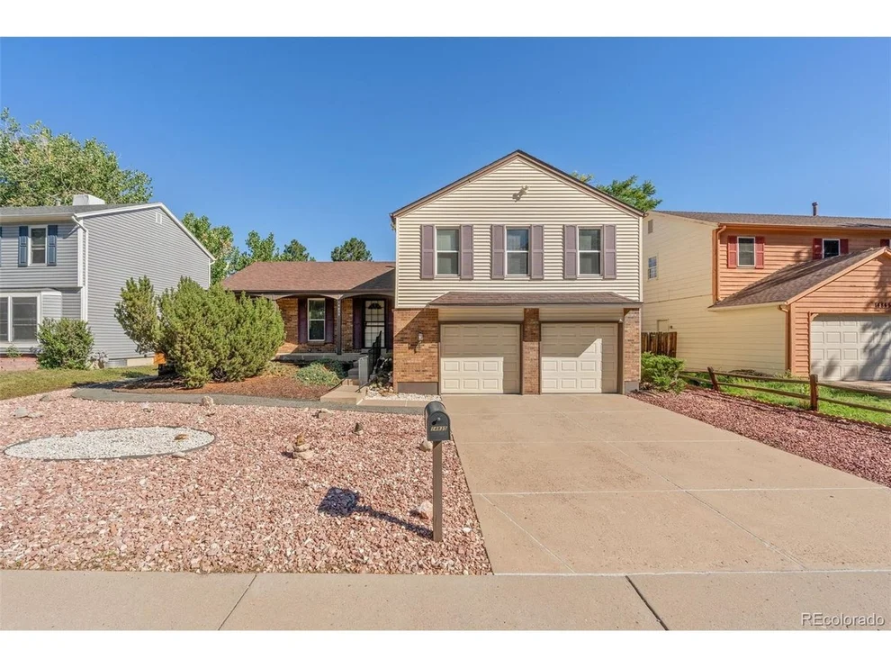 Unit for sale at 14835 E Caspian Pl, Aurora, CO 80014