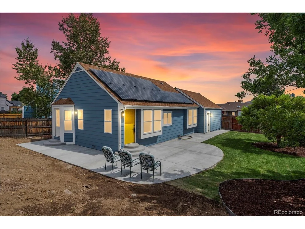 Unit for sale at 7975 S Johnson Ct, Littleton, CO 80128