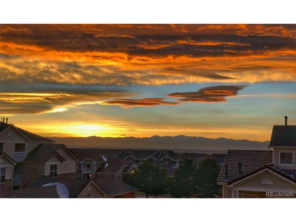 Unit for sale at 5726 N Genoa Way, Aurora, CO 80019