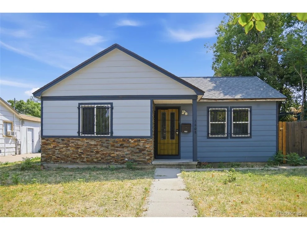 Unit for sale at 1608 Oakland St, Aurora, CO 80010