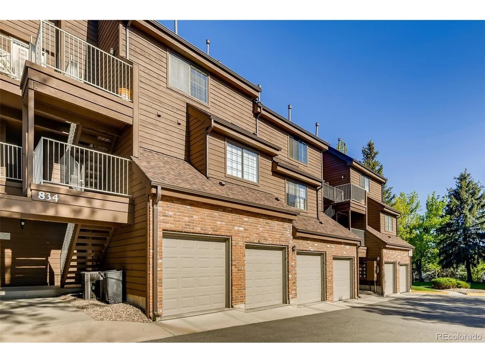 Unit for sale at 834 S Vance St, Lakewood, CO 80226