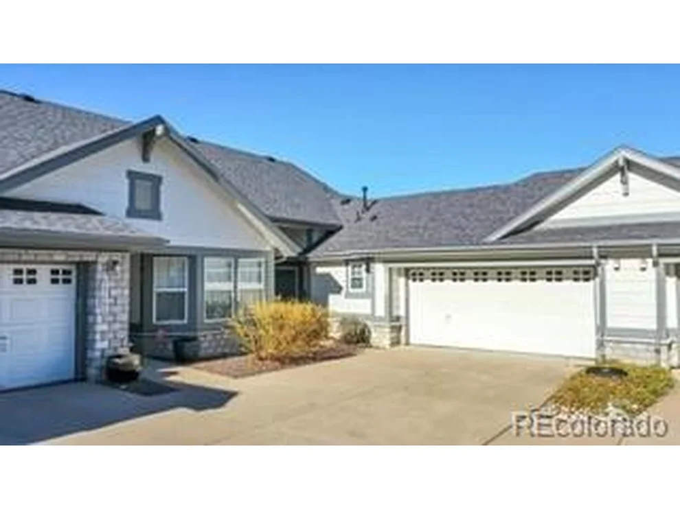 Unit for sale at 23653 E Links Pl, Aurora, CO 80016