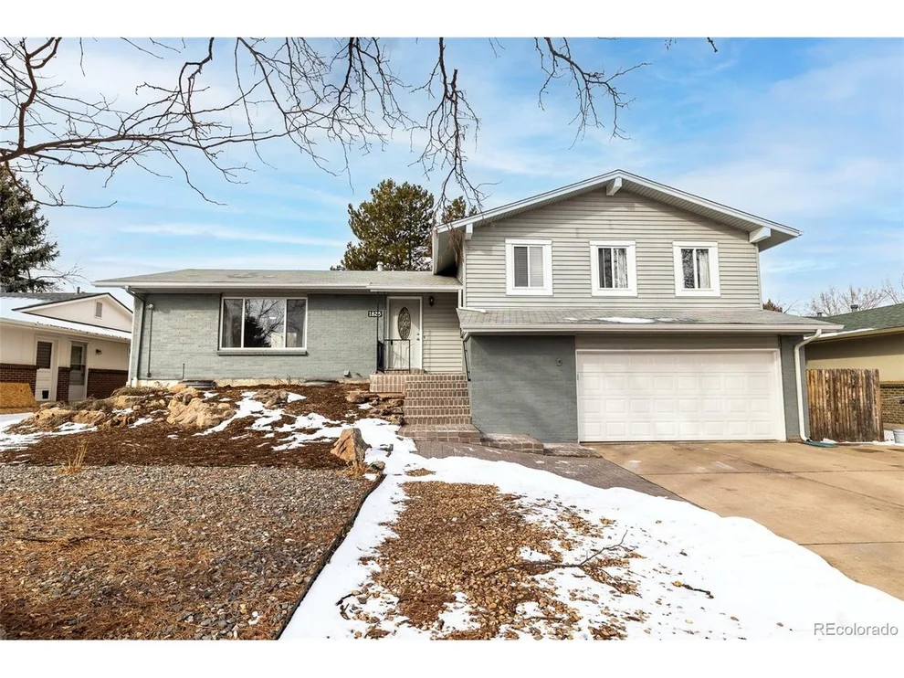 Unit for sale at 1825 S Oswego St, Aurora, CO 80012