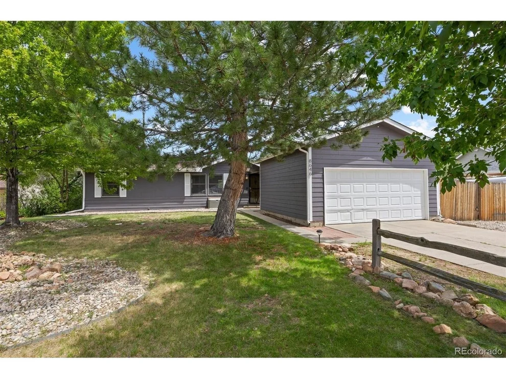 Unit for sale at 8646 S Carr St, Littleton, CO 80128