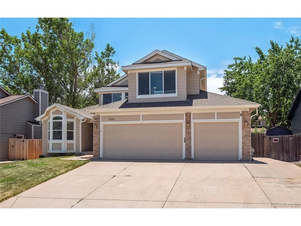 Unit for sale at 11054 W Caley Ave, Littleton, CO 80127