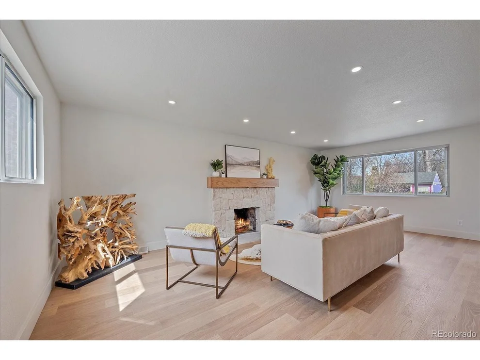 Unit for sale at 6122 Pierson Ct, Arvada, CO 80004