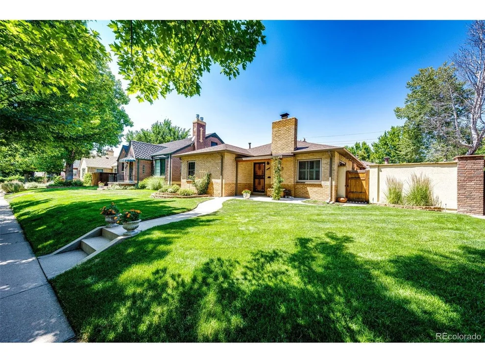 Unit for sale at 3055 E Mississippi Ave, Denver, CO 80210