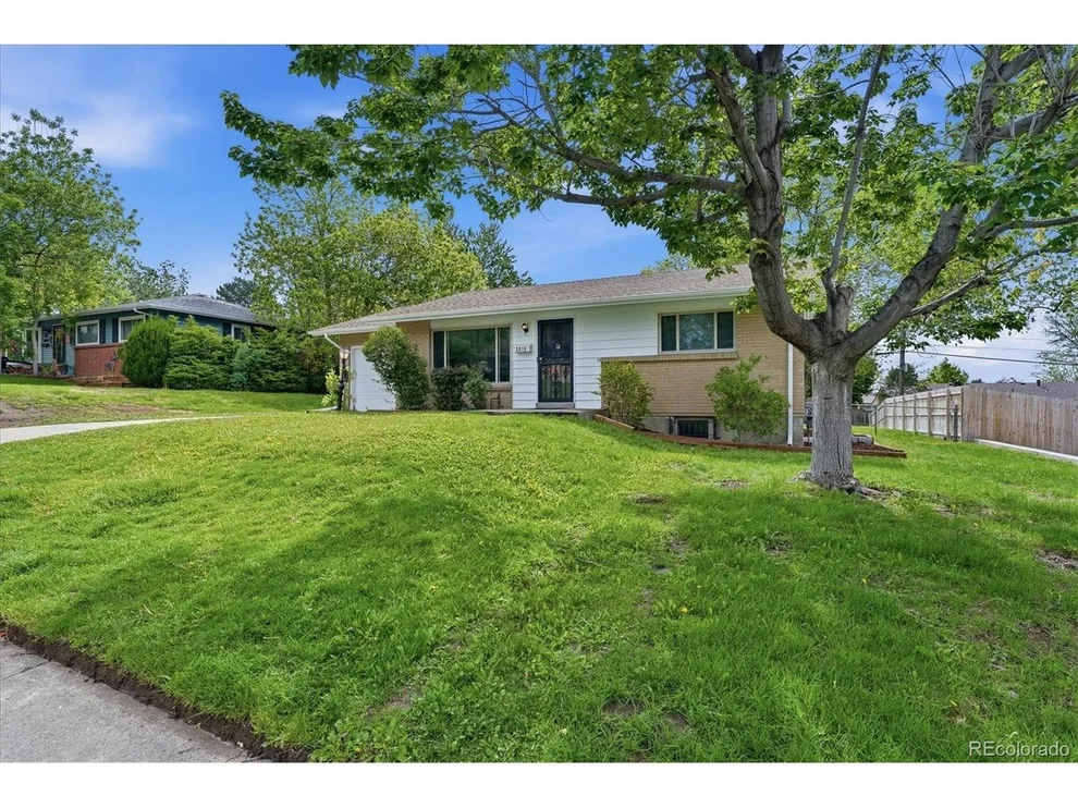 Unit for sale at 2814 S Winona Ct, Denver, CO 80236