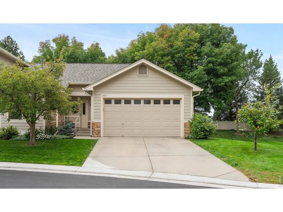 Unit for sale at 959 Hover Ridge Cir, Longmont, CO 80501