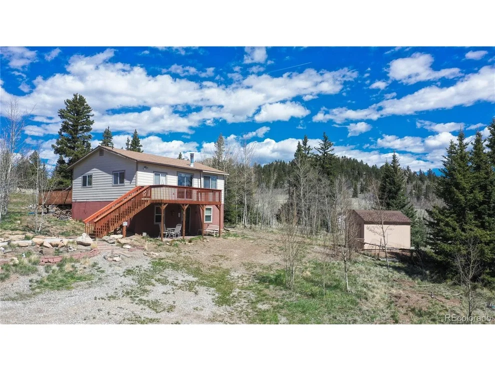 Unit for sale at 83 Wells Fargo Ct, Jefferson, CO 80456