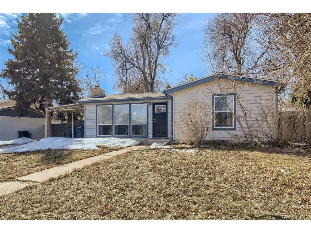 Unit for sale at 10270 W 8th Pl, Lakewood, CO 80215