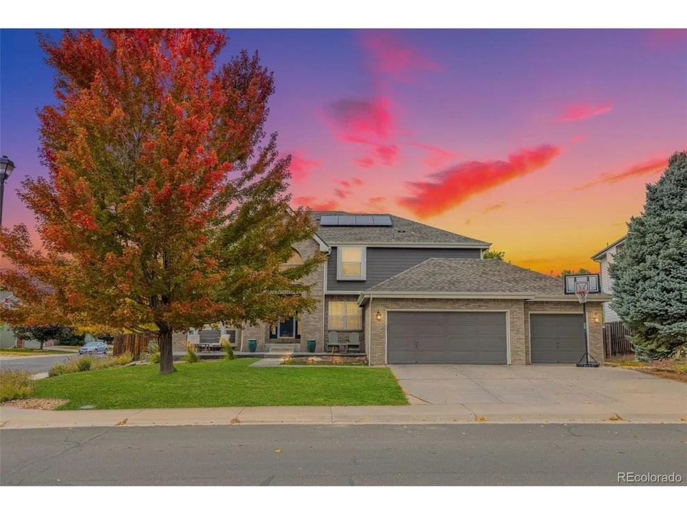 Unit for sale at 18003 E Alamo Dr, Centennial, CO 80015