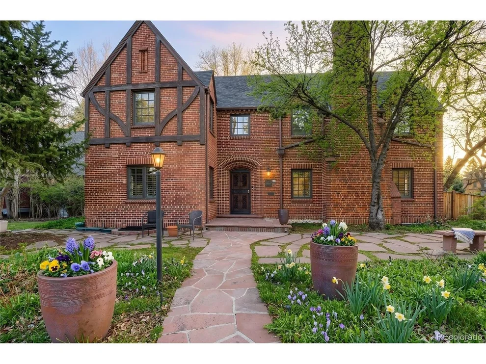 Unit for sale at 6235 E 17th Avenue Pkwy, Denver, CO 80220