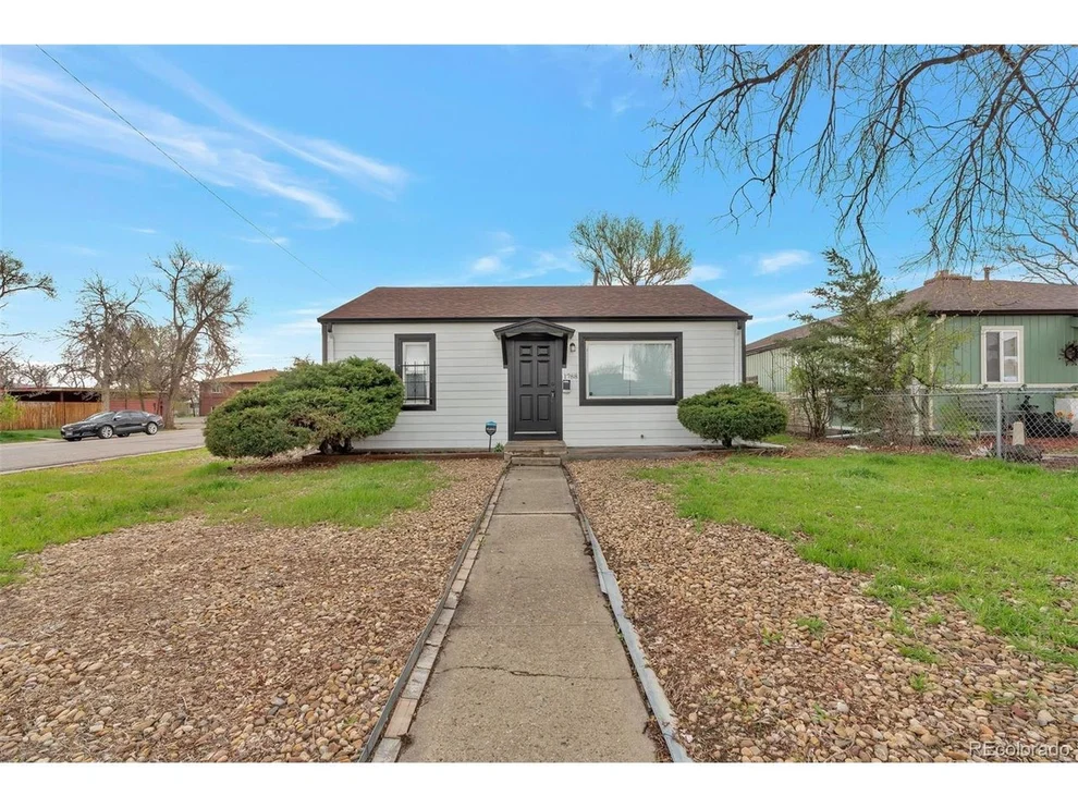 Unit for sale at 1788 Clinton St, Aurora, CO 80010