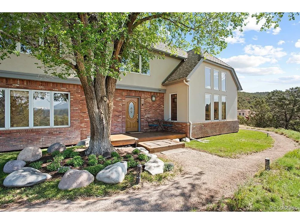 Unit for sale at 470 Wooden Deer Rd, Carbondale, CO 81623