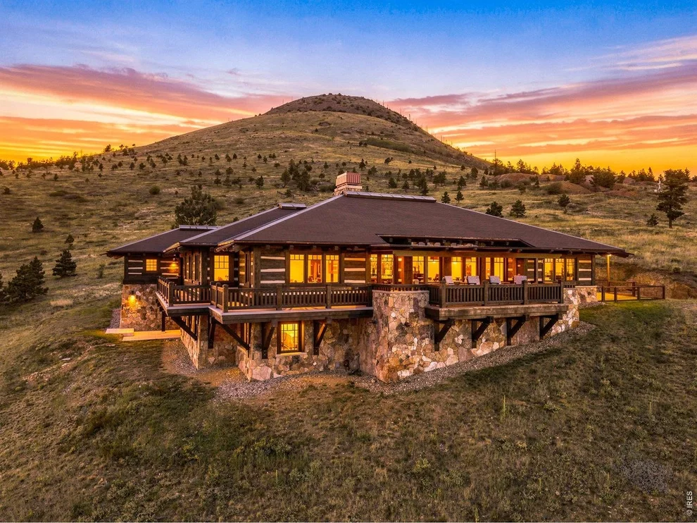 Unit for sale at 307 Labelle Rd, Boulder, CO 80302