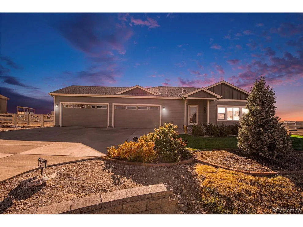 Unit for sale at 560 Remington Dr, Hudson, CO 80642