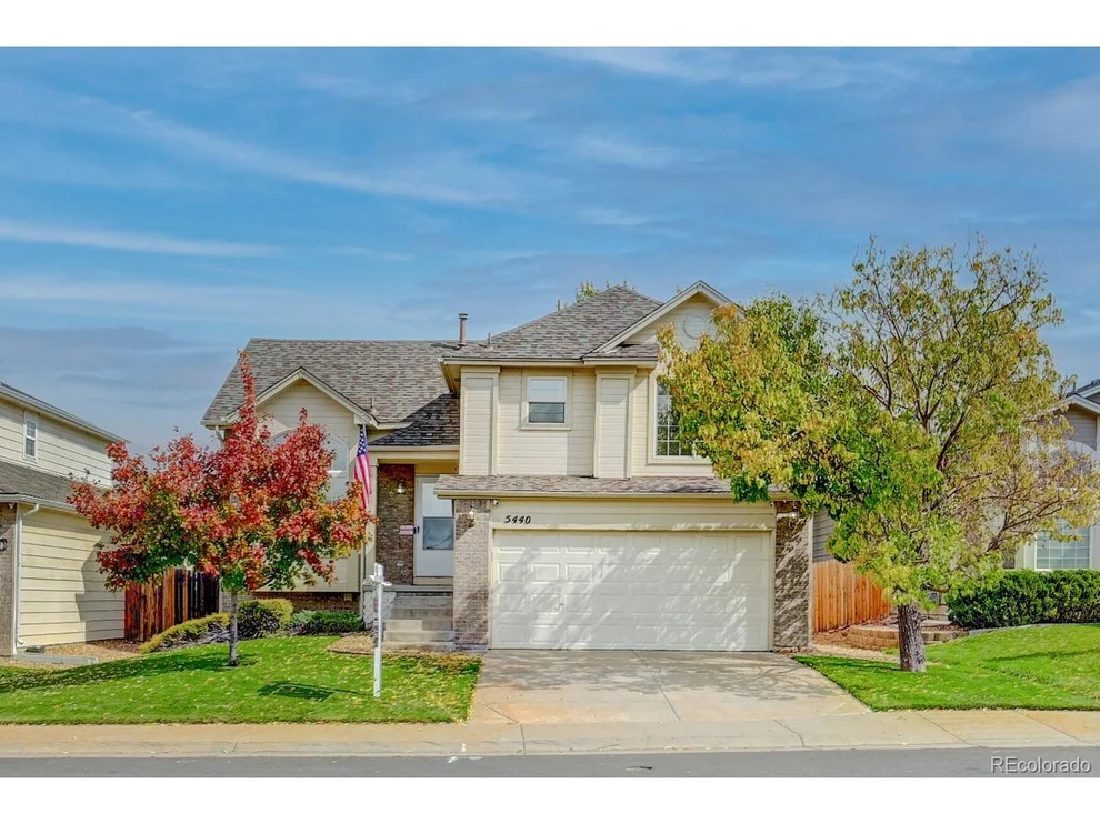 Unit for sale at 5440 S Versailles Way, Aurora, CO 80015