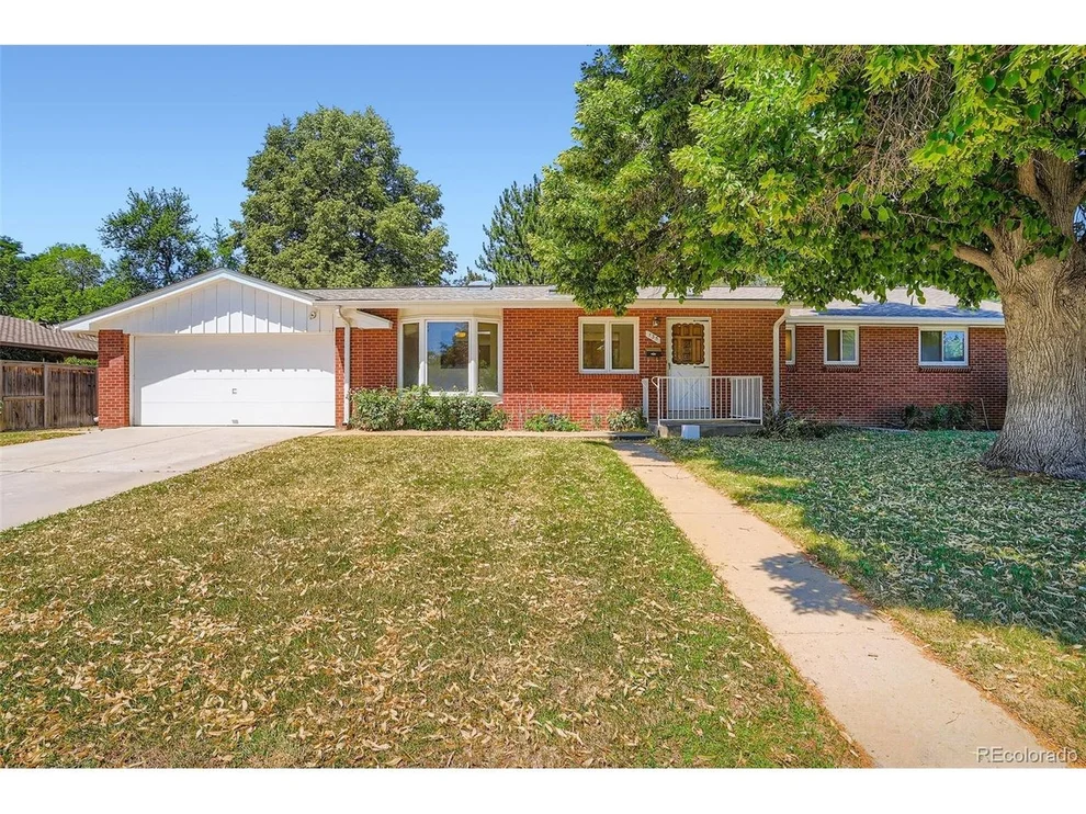 Unit for sale at 135 Dover St, Lakewood, CO 80226