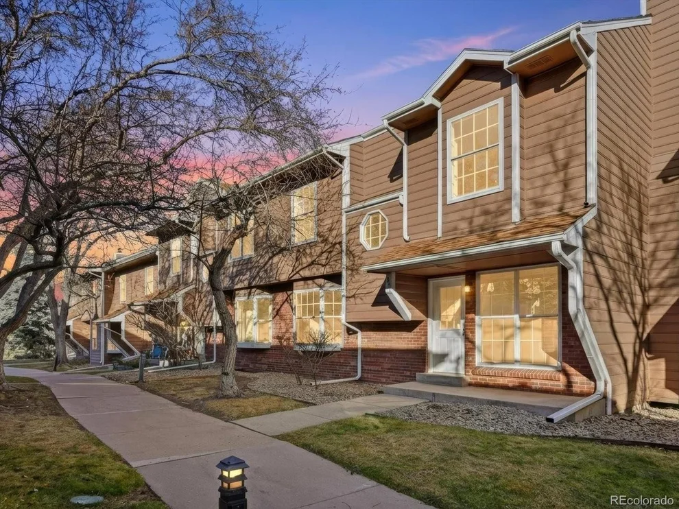 Unit for sale at 1930 S Balsam St, Lakewood, CO 80227