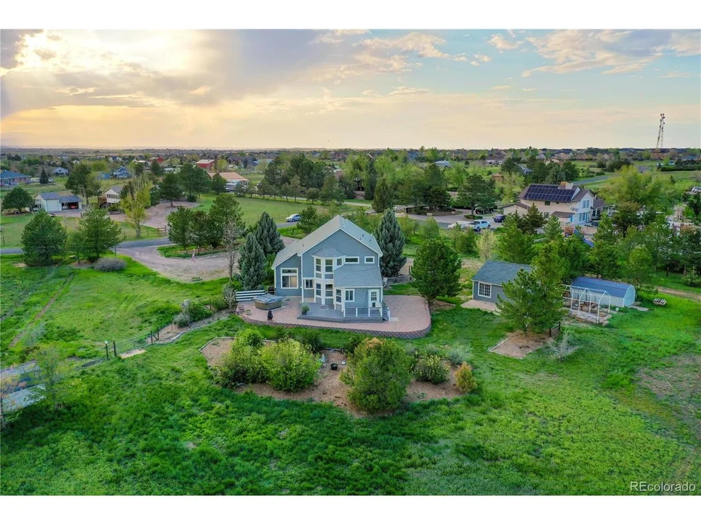 Unit for sale at 140 S Flat Rock St, Aurora, CO 80018
