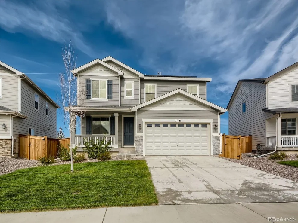 Unit for sale at 27431 E 10th Dr, Aurora, CO 80018