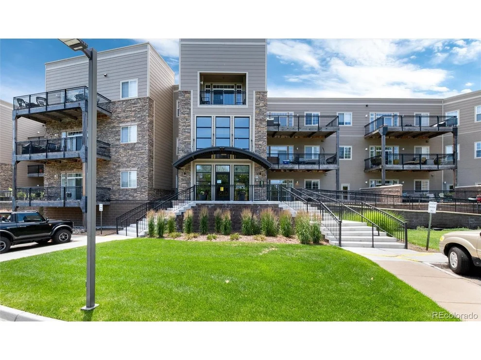 Unit for sale at 6000 W Floyd Ave, Lakewood, CO 80227