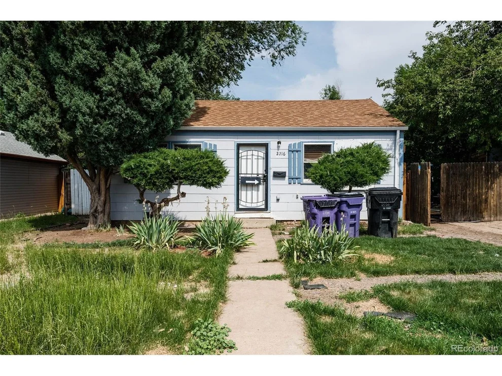Unit for sale at 2216 S Linley Ct, Denver, CO 80219