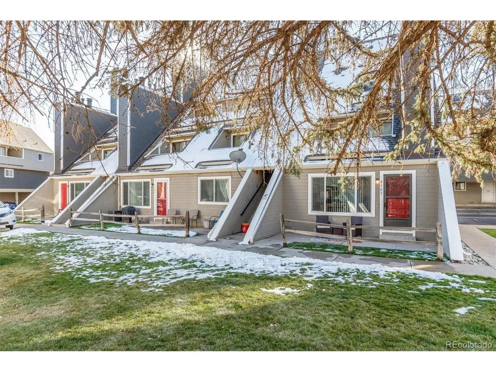 Unit for sale at 5250 S Huron Way, Littleton, CO 80120