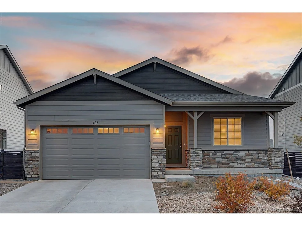 Unit for sale at 121 S Vandriver Way, Aurora, CO 80018