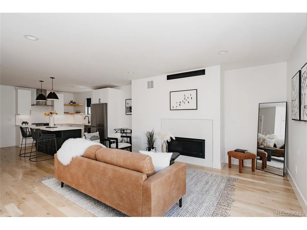 Unit for sale at 521 Fox St, Denver, CO 80204