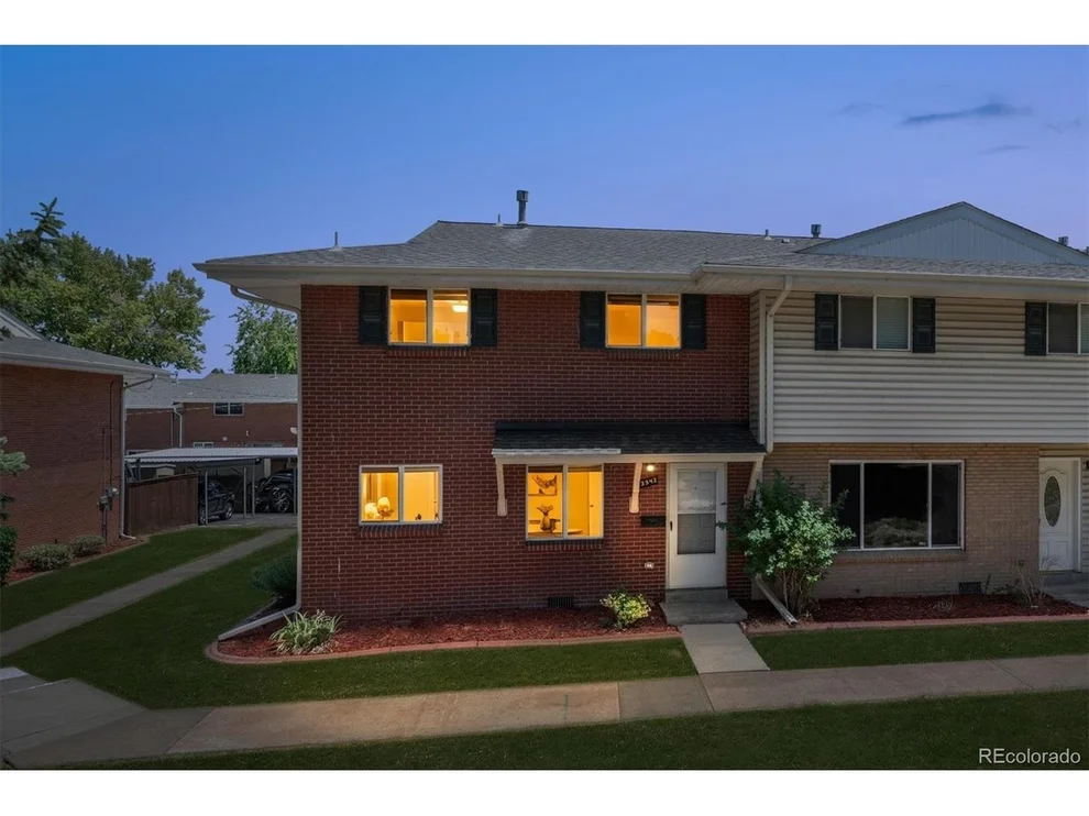 Unit for sale at 3942 S Yosemite St, Denver, CO 80237